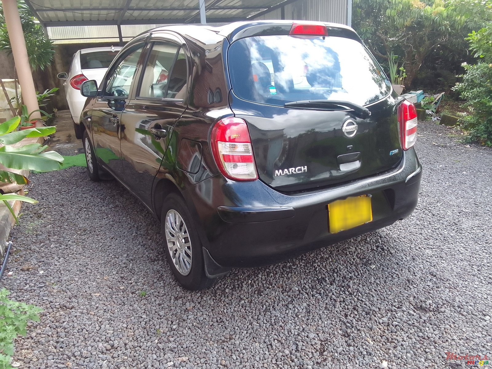 2012' Nissan March photo #1