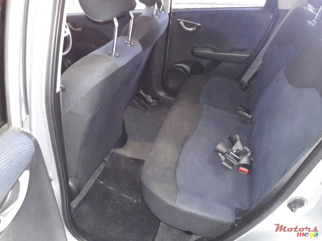 2011' Honda Fit photo #5