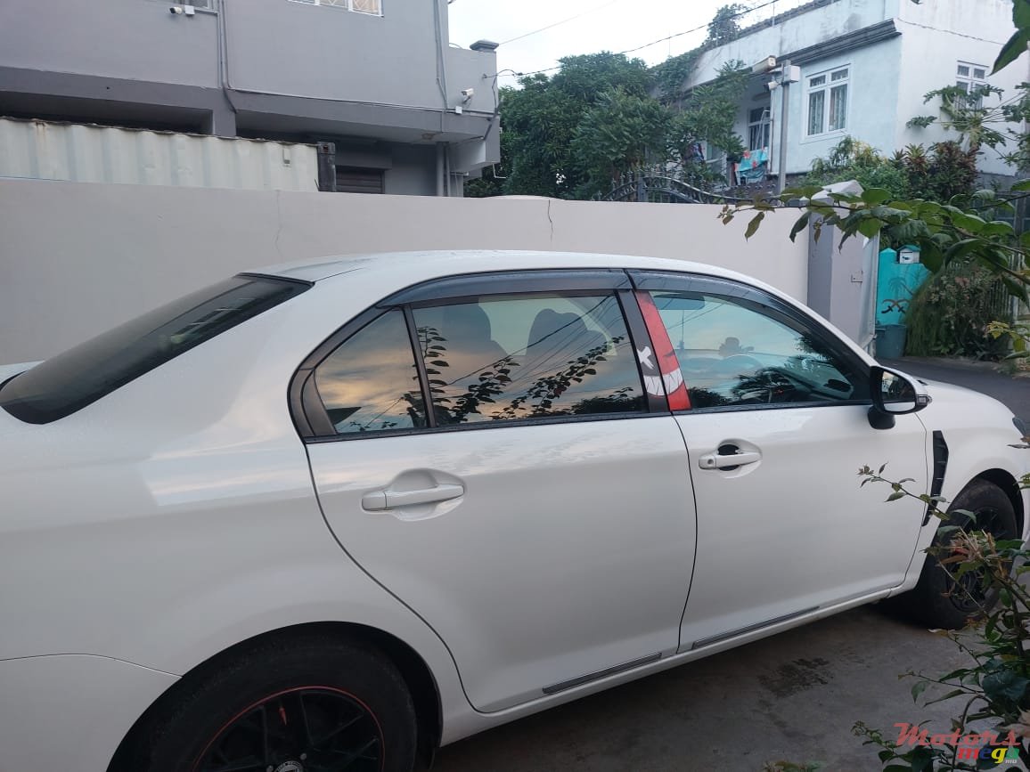 2012' Toyota Axio photo #3