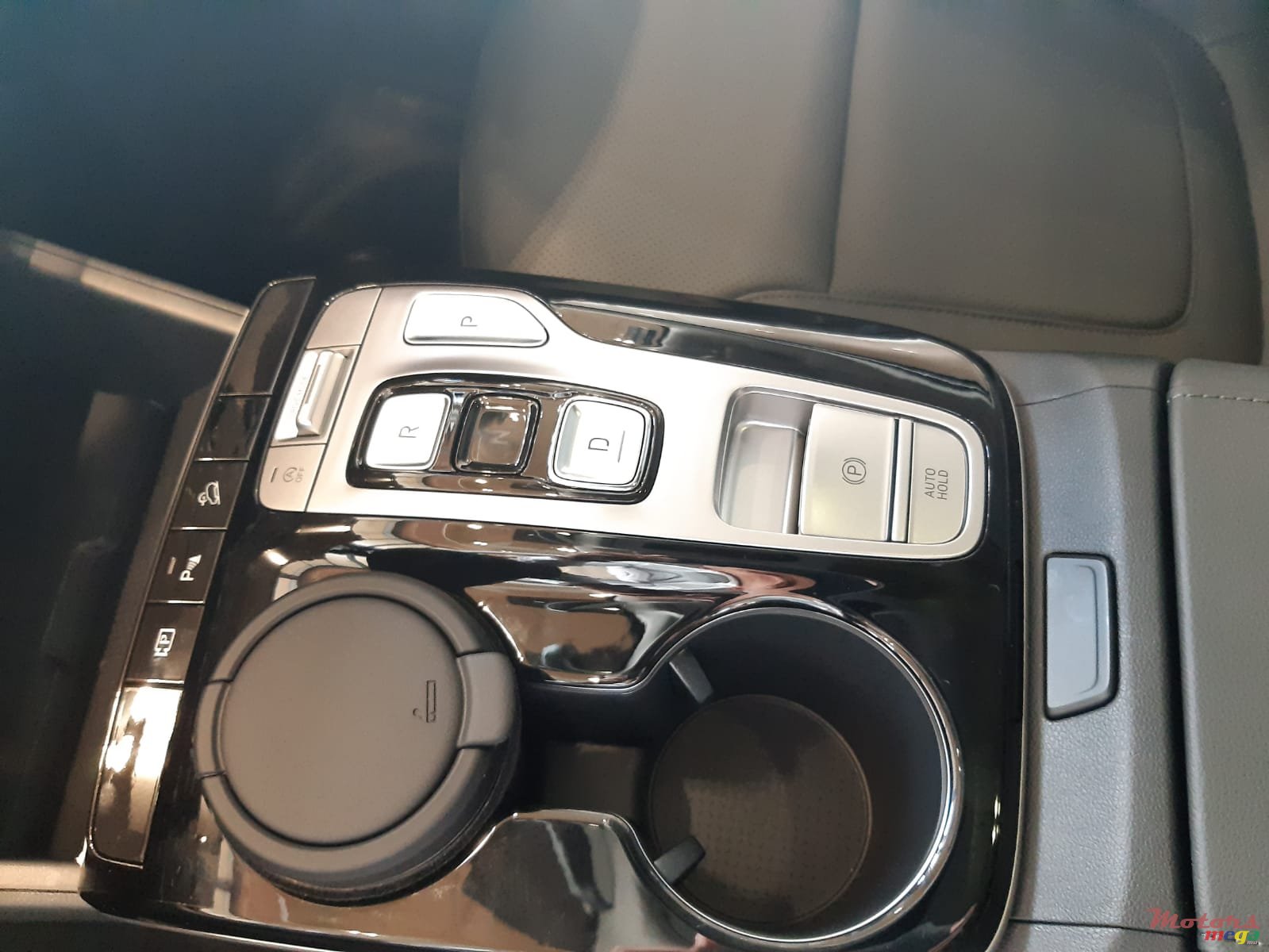 2022' Hyundai Tucson photo #4