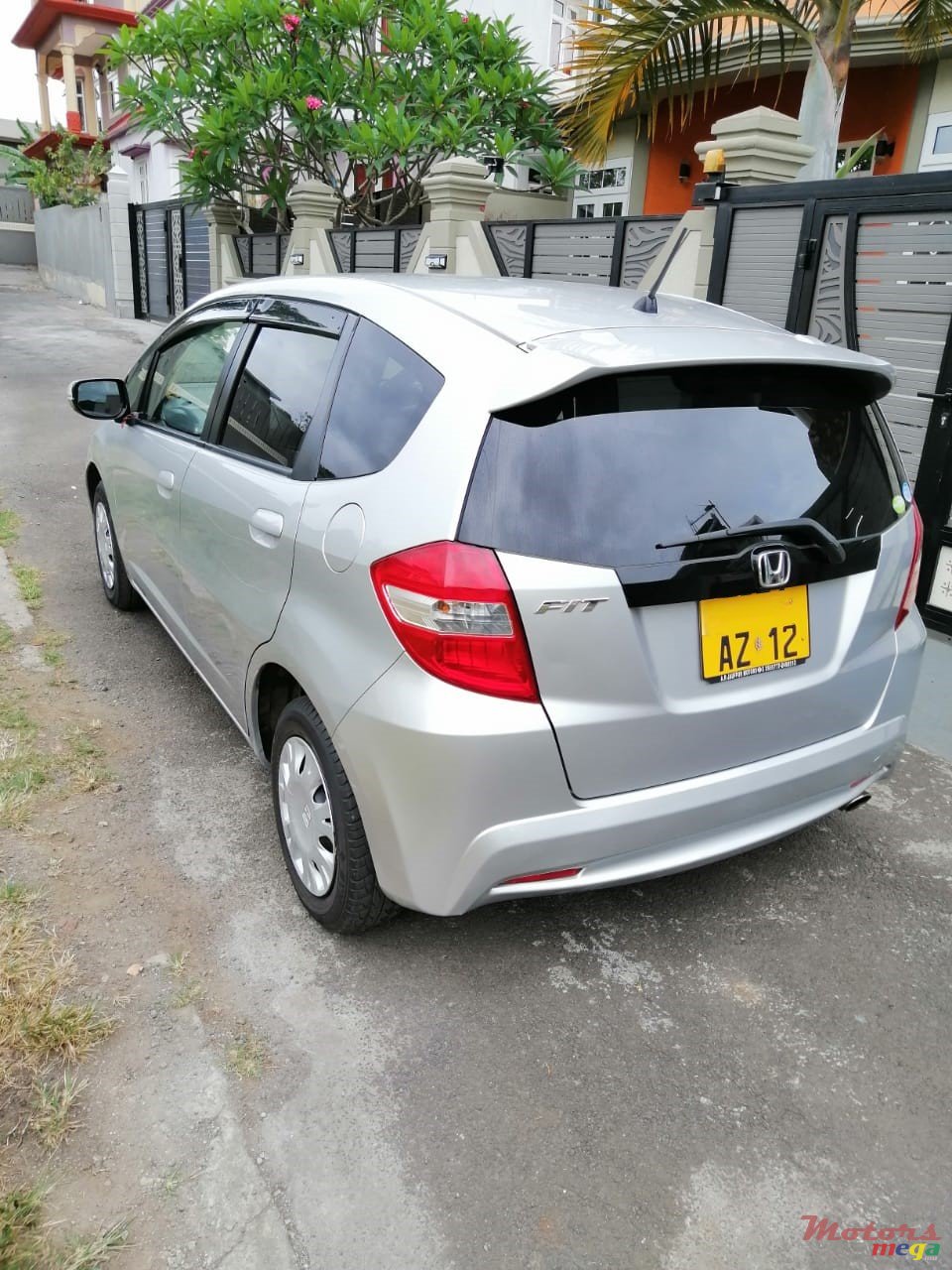 2012' Honda Fit photo #2