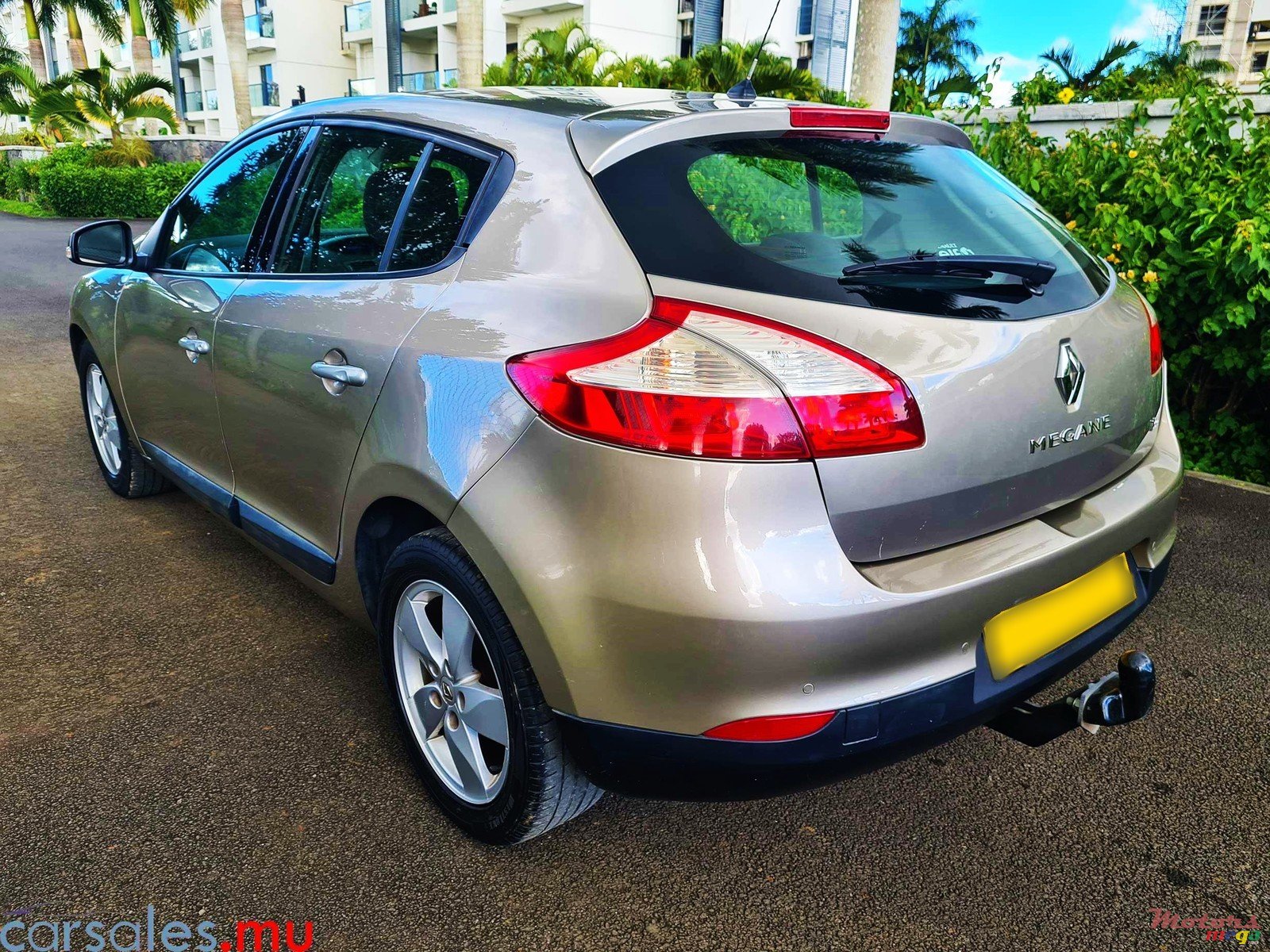 2010' Renault Megane 1.4 Tce 130 photo #3