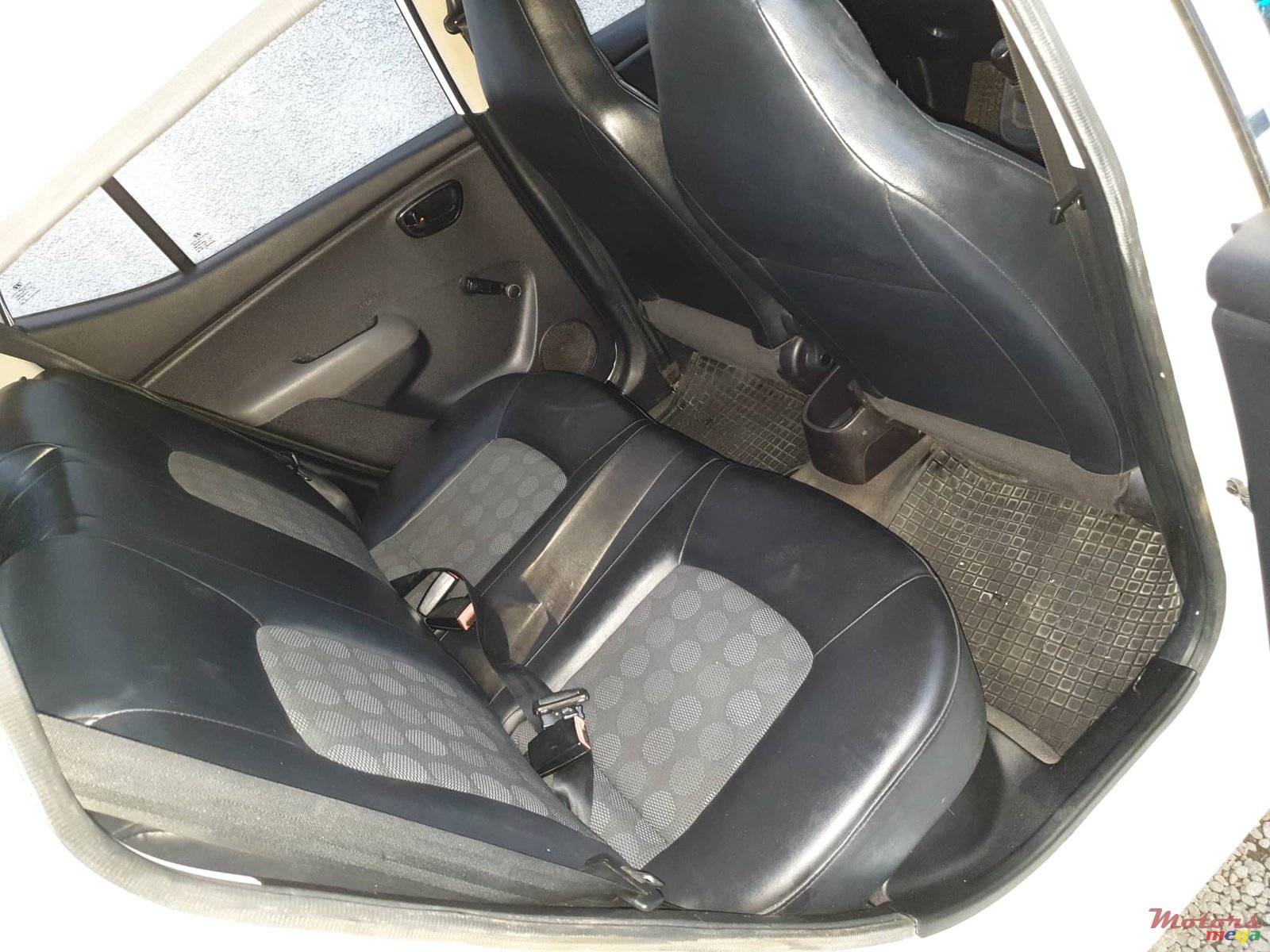 2008' Hyundai i10 photo #7