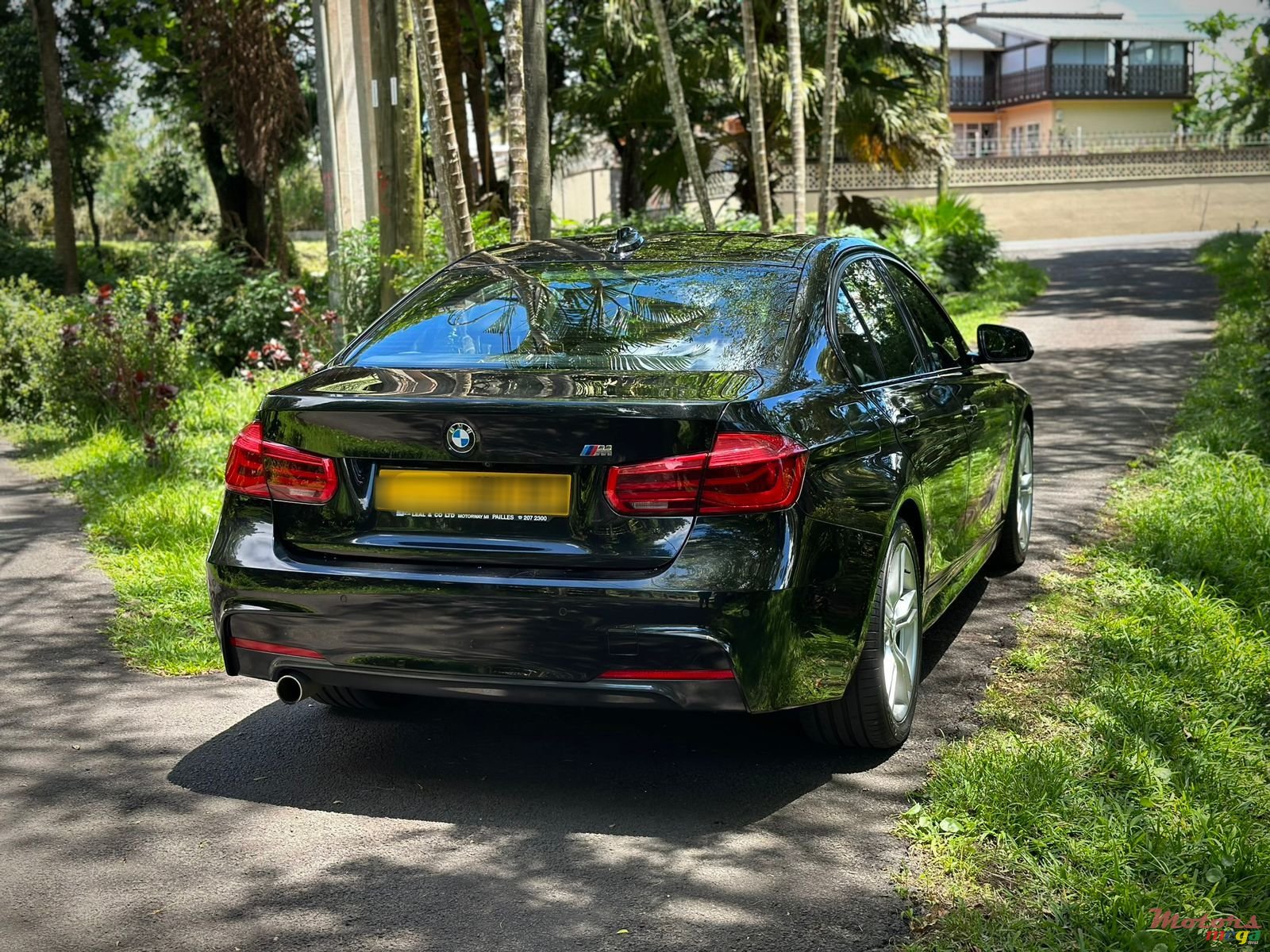 2016' BMW 318i M sport photo #5