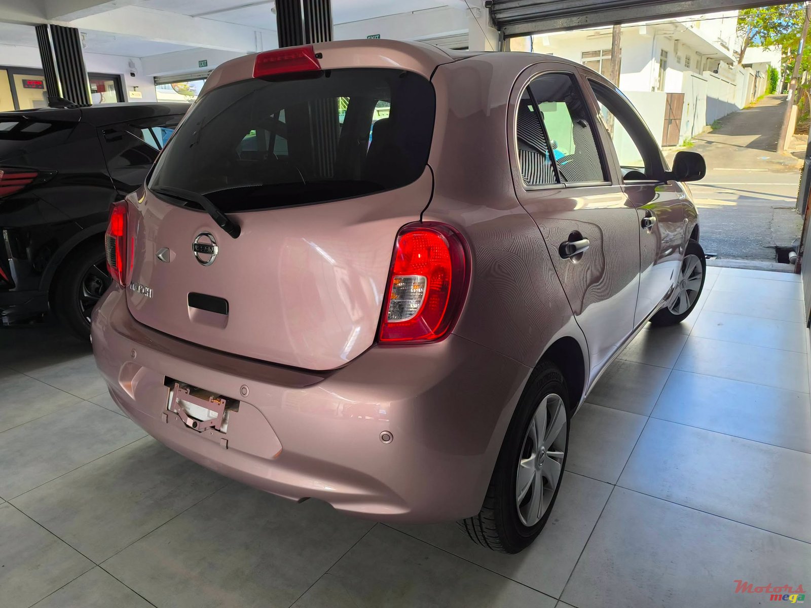 2022' Nissan March photo #7