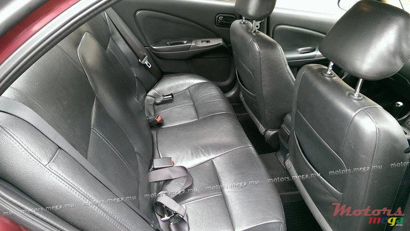 2003' Nissan sunny n17 photo #3