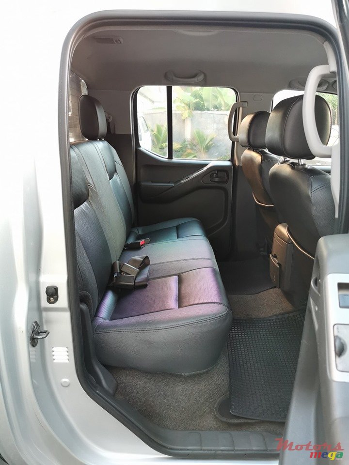 2014' Nissan Navara photo #5