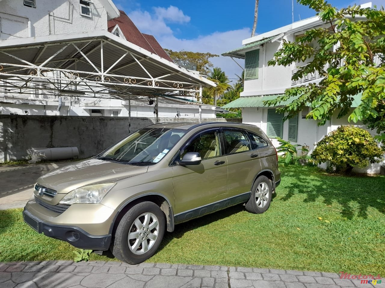 2007' Honda CR-V photo #2