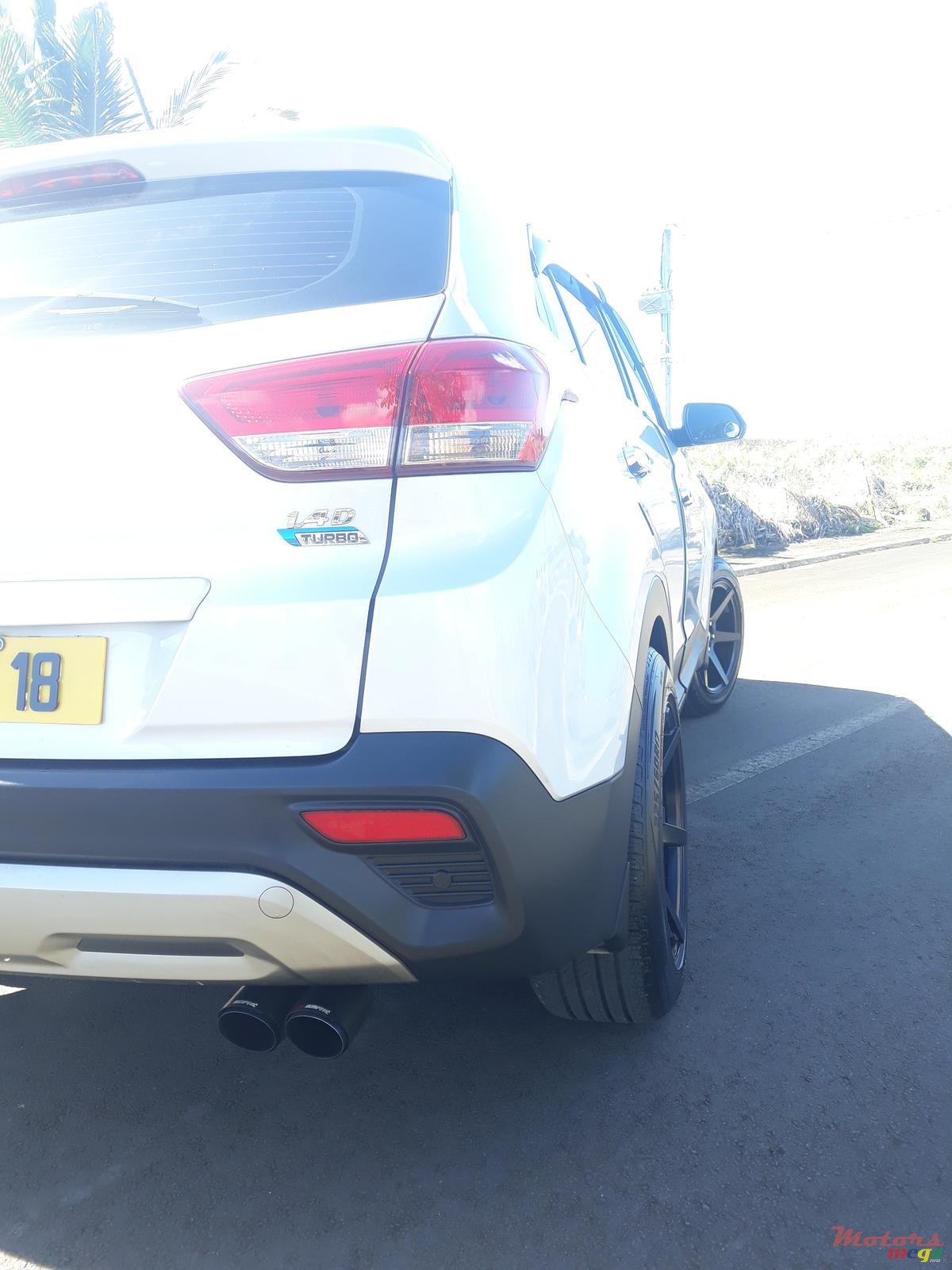 2018' Hyundai i25 Sport photo #2