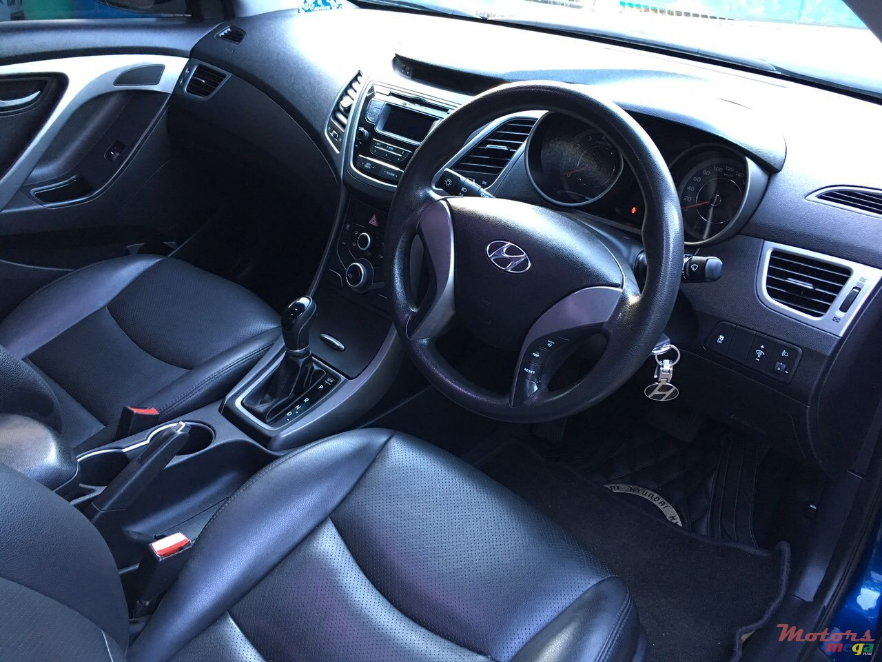 2014' Hyundai Elantra photo #6