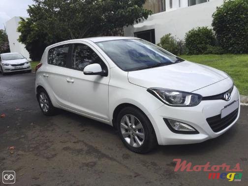 2015' Hyundai i20 photo #3