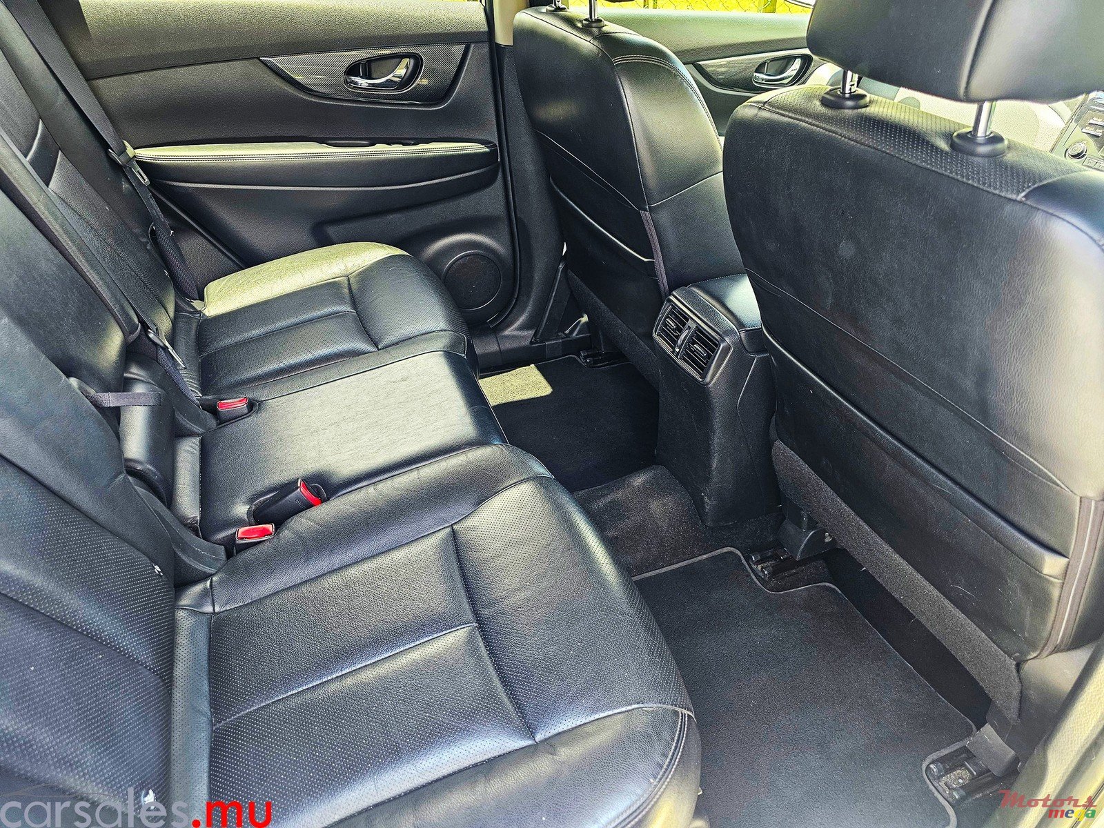 2017' Nissan X-Trail 7 Seater AWD 2.0 photo #5