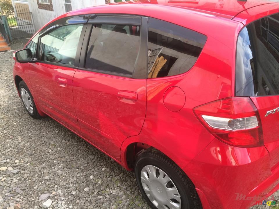 2011' Honda Fit photo #5