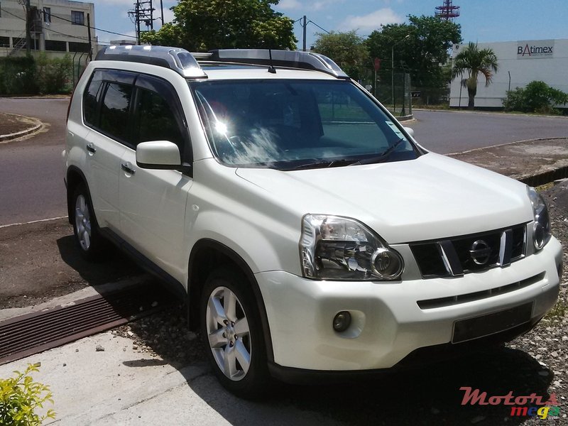 2008' Nissan X-Trail photo #1