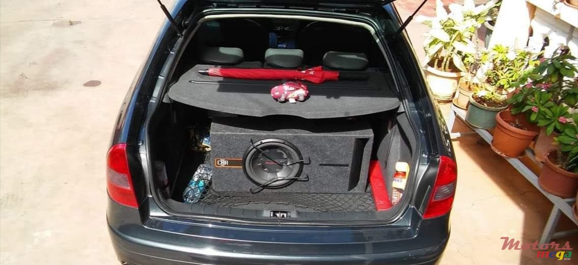 2008' Citroen C5 photo #4