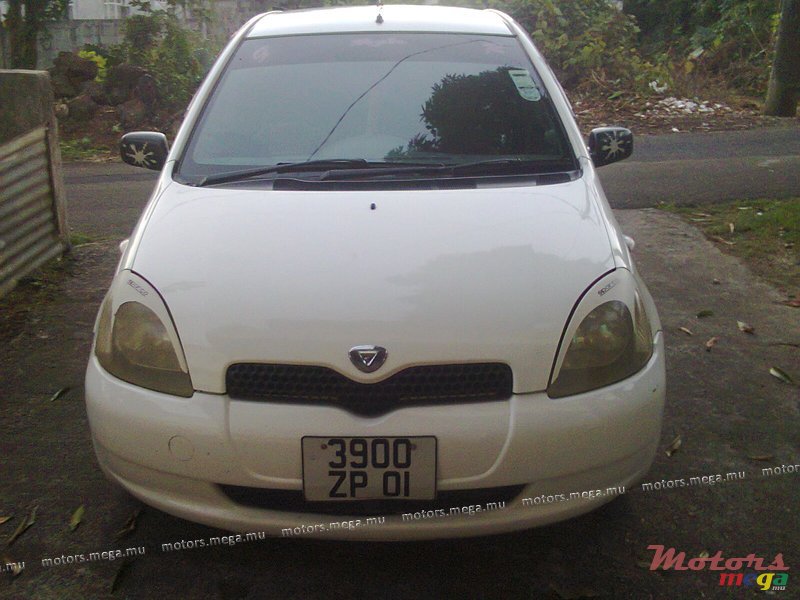 2001' Toyota photo #1