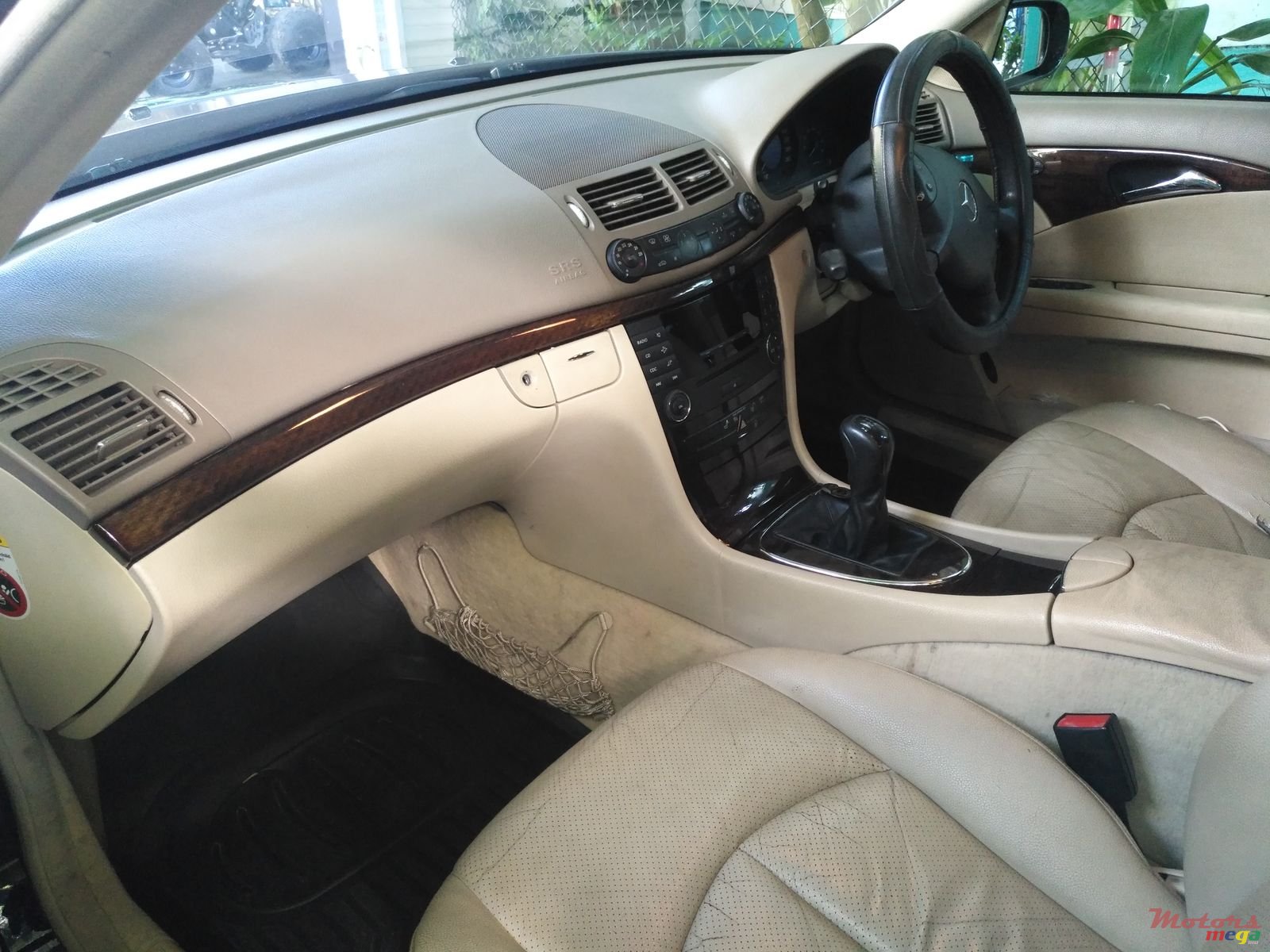 2006' Mercedes-Benz 200E photo #1