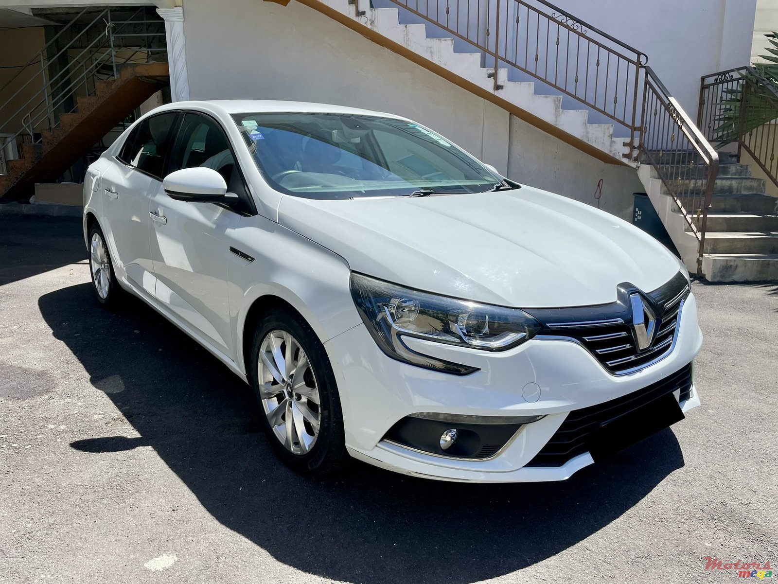 2018' Renault Megane photo #2