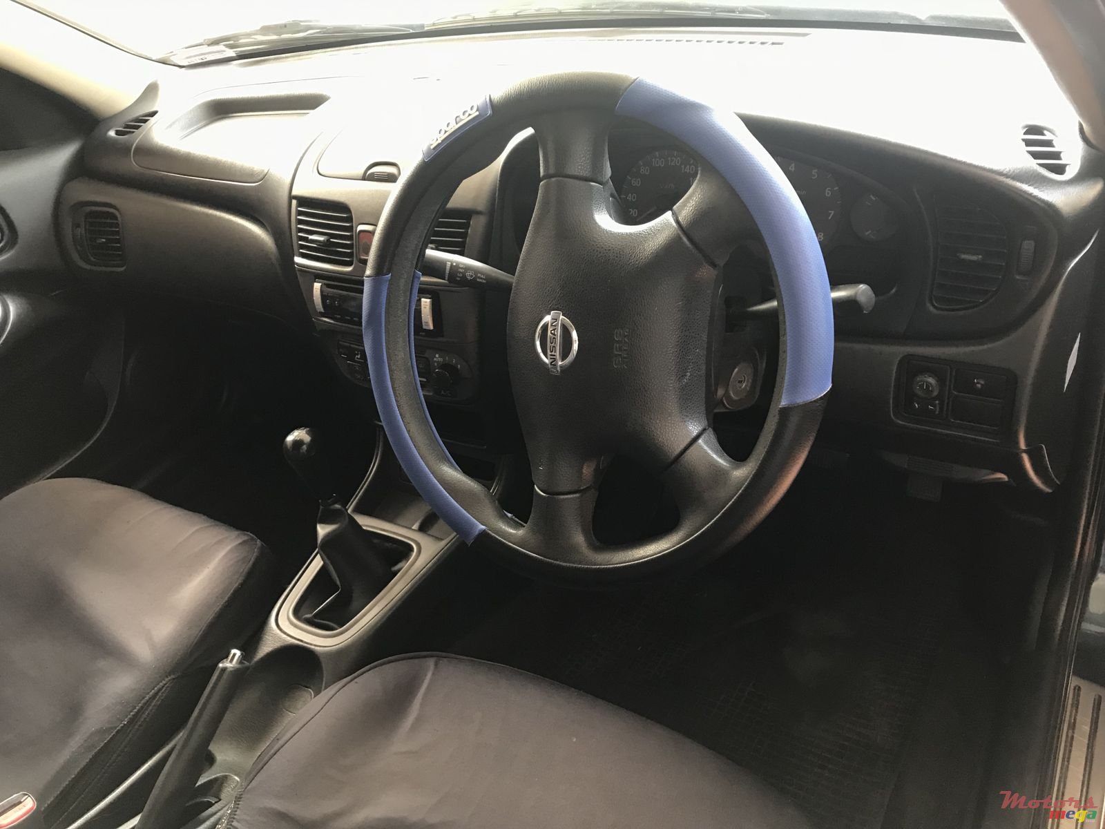 2003' Nissan Sunny photo #5