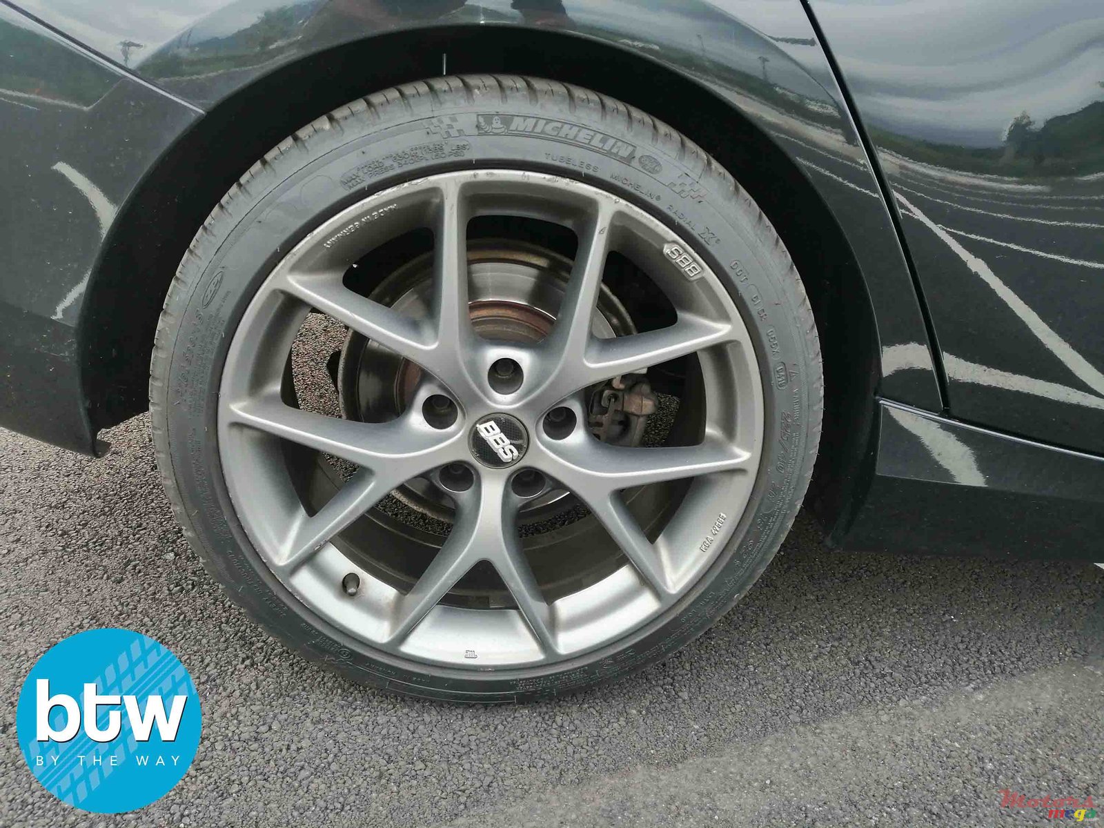 2012' BMW 1 Series 118i photo #6