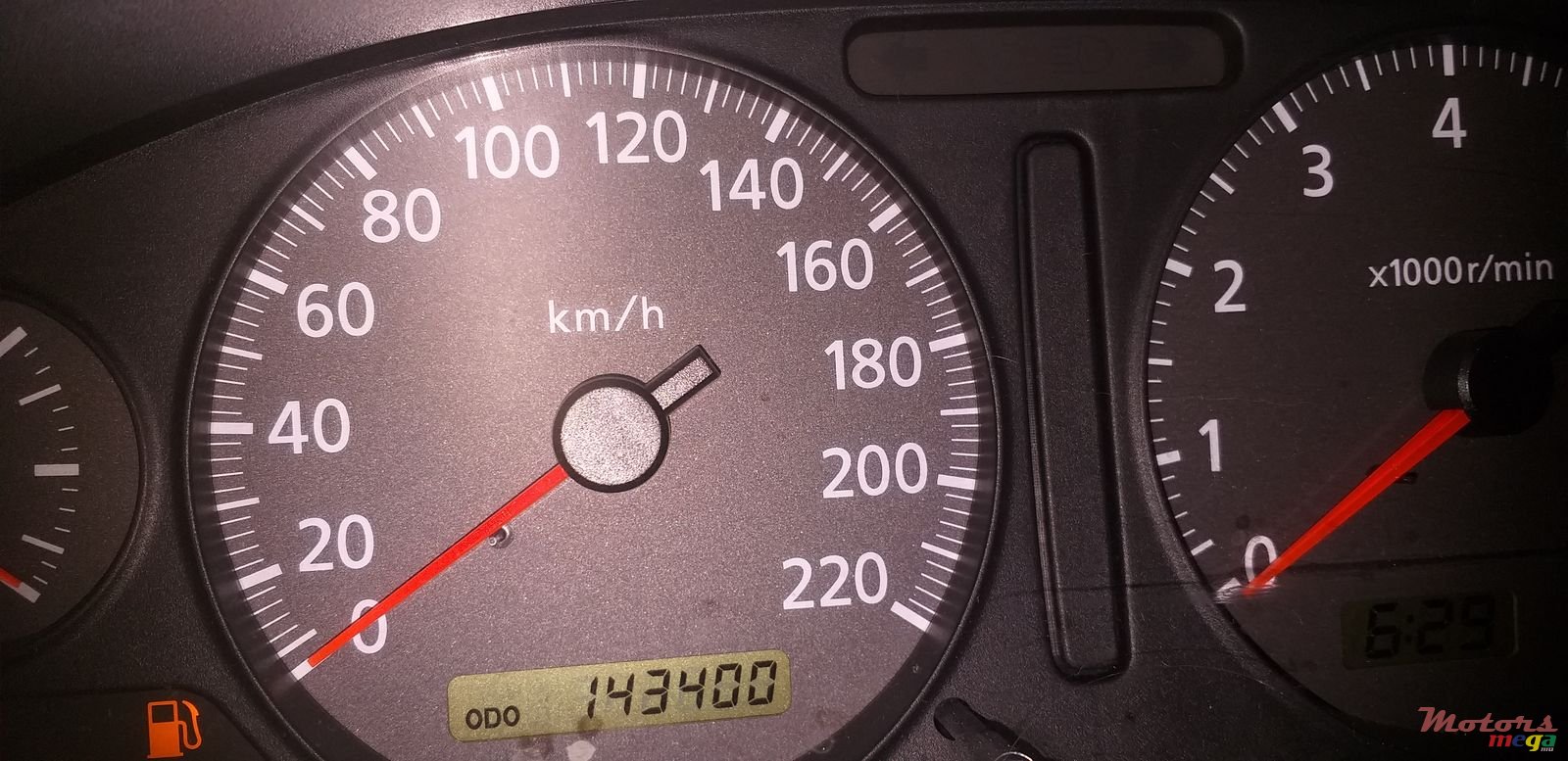 2004' Nissan Sunny photo #4