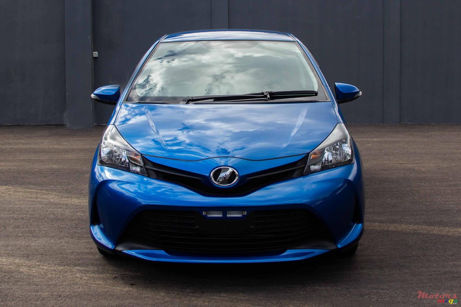 2016' Toyota Vitz photo #5