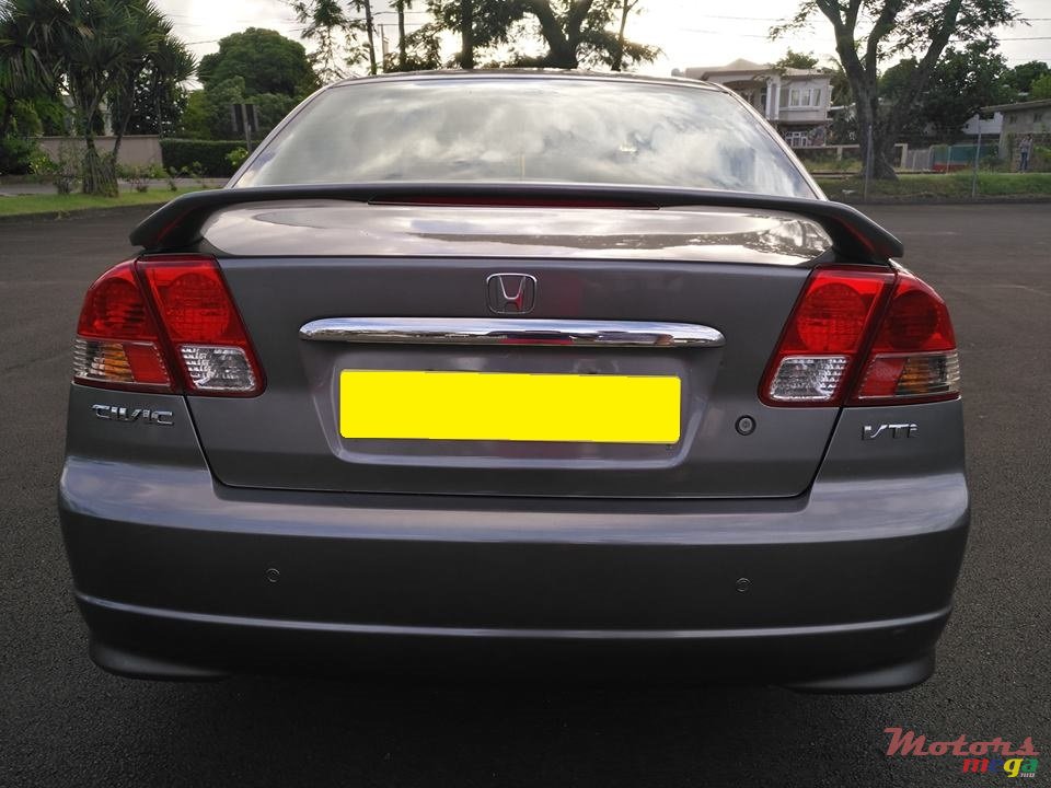 2005' Honda Civic ES5 VTI photo #4
