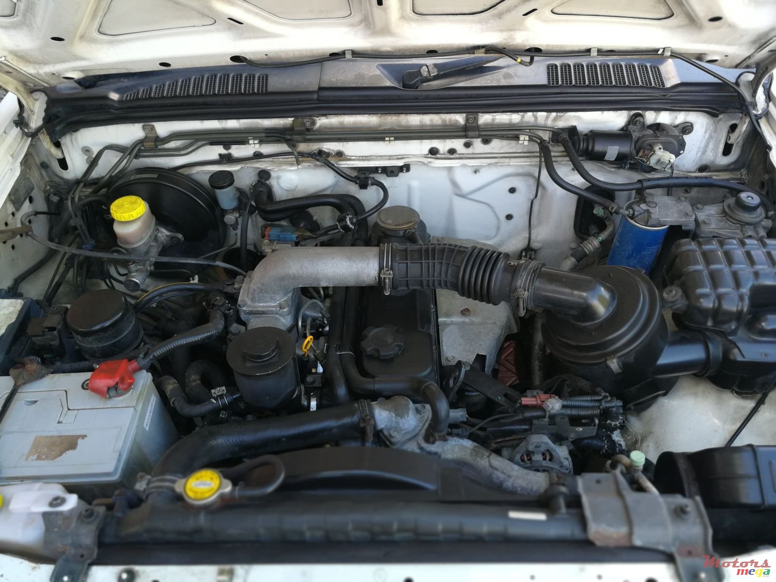 1997' Nissan Hardbody 4X 2 TD27 photo #2