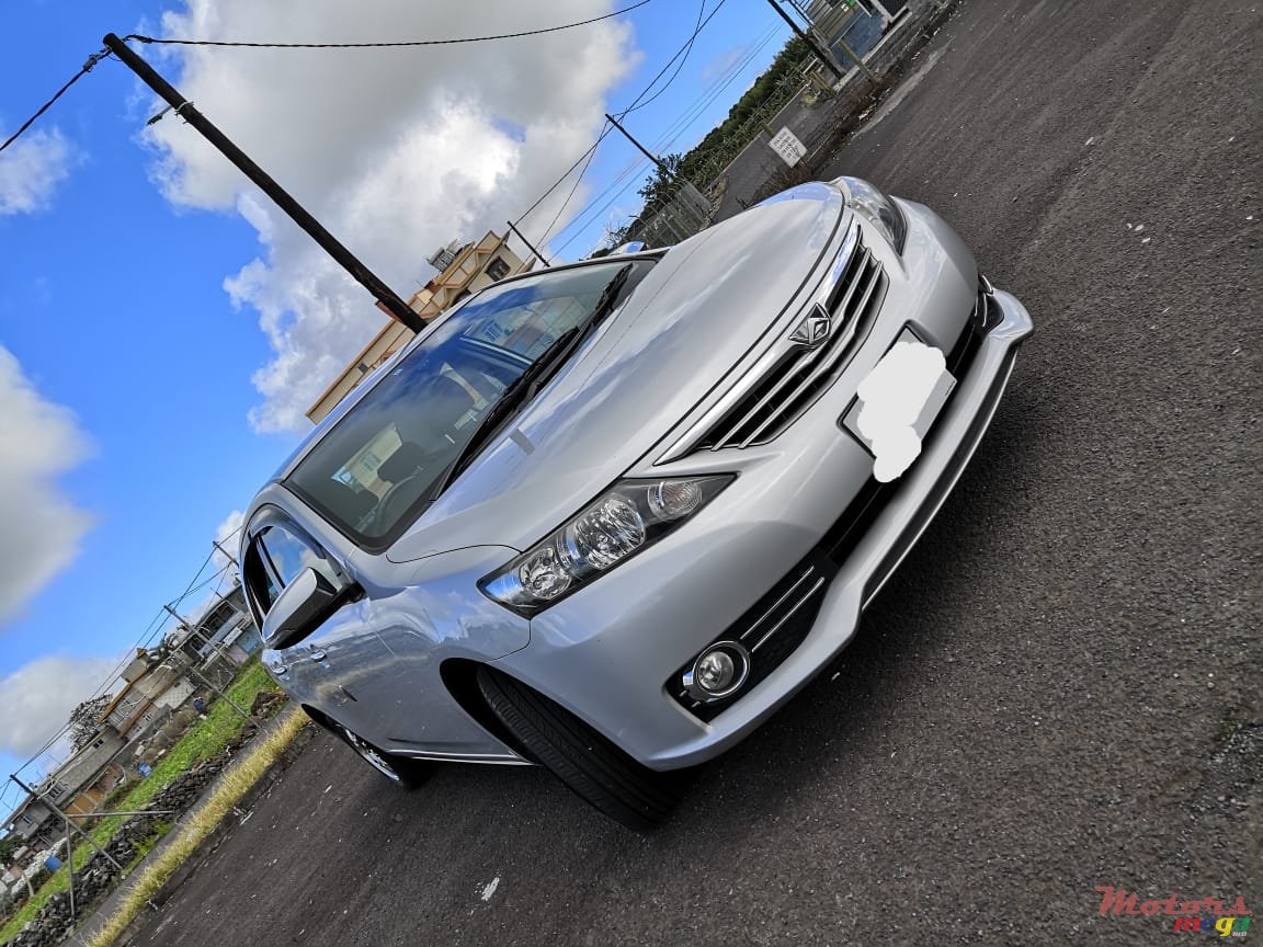 2013' Toyota Allion A15 1500cc photo #1