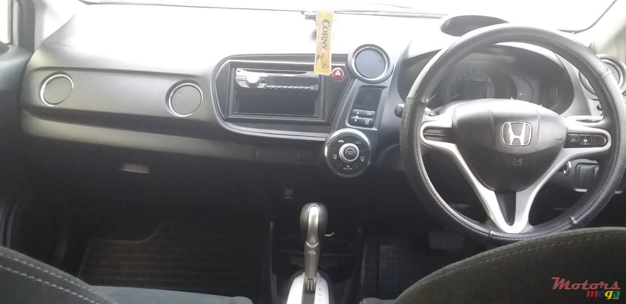 2013' Honda Insight photo #5