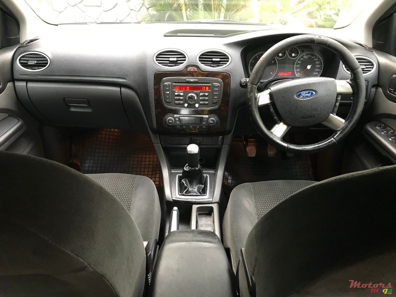 2008' Ford Focus GHIA photo #4