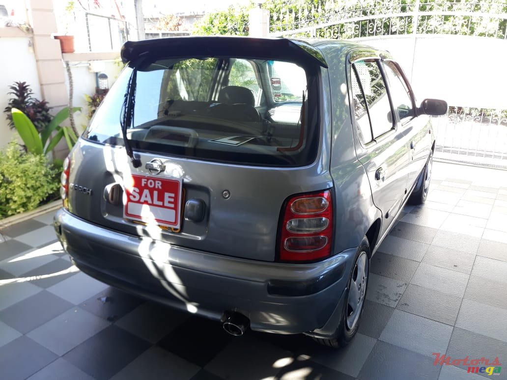 2000' Nissan March photo #6