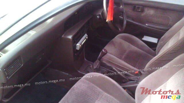 1988' Toyota Corona AT 170 photo #5