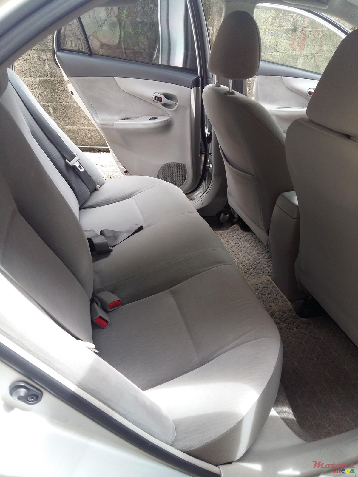 2008' Toyota Axio photo #6