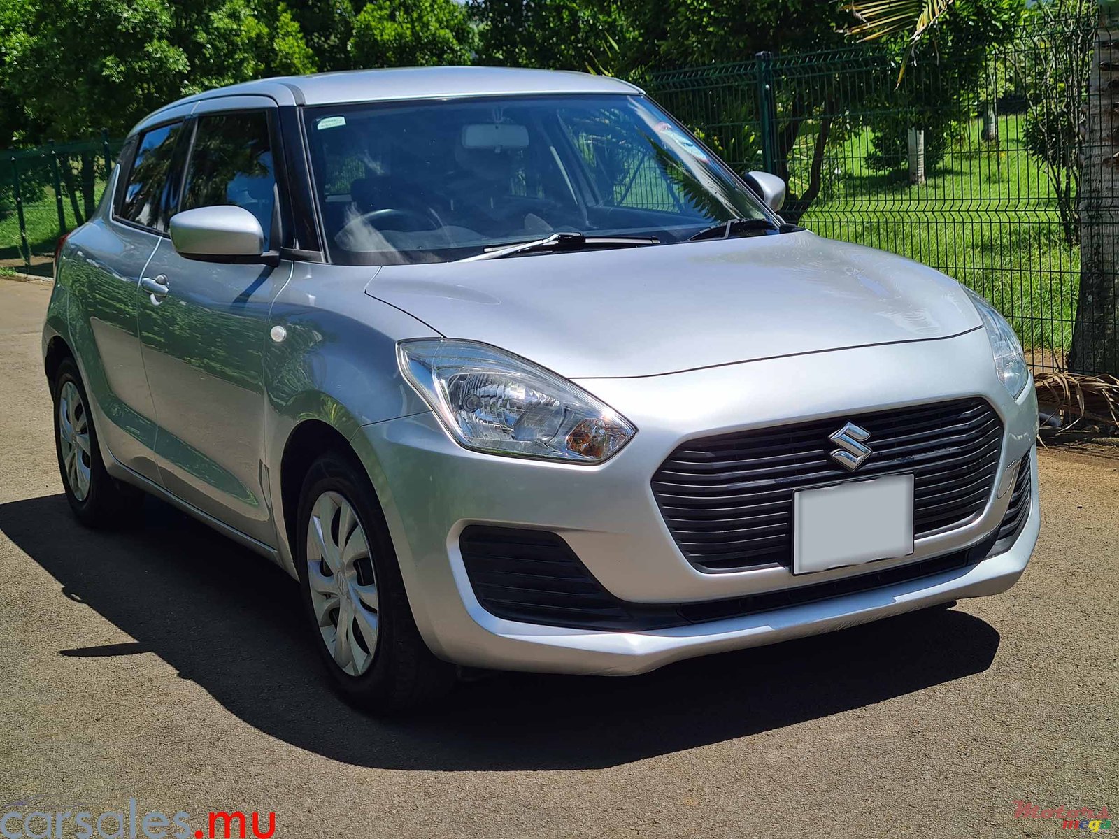 2018' Suzuki Swift photo #2