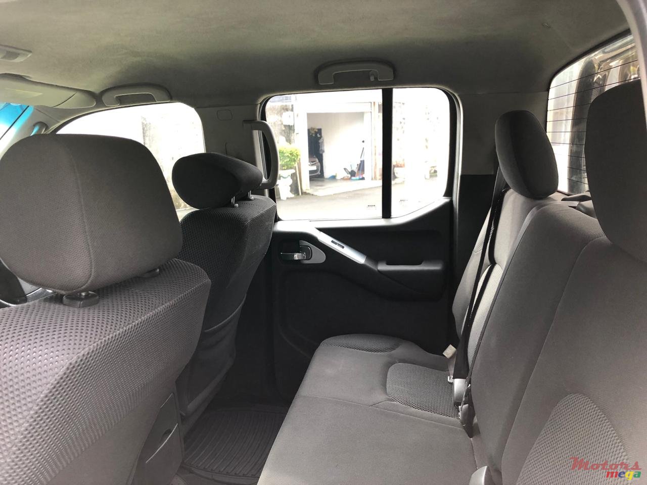 2008' Nissan Navara D40, Spain photo #5