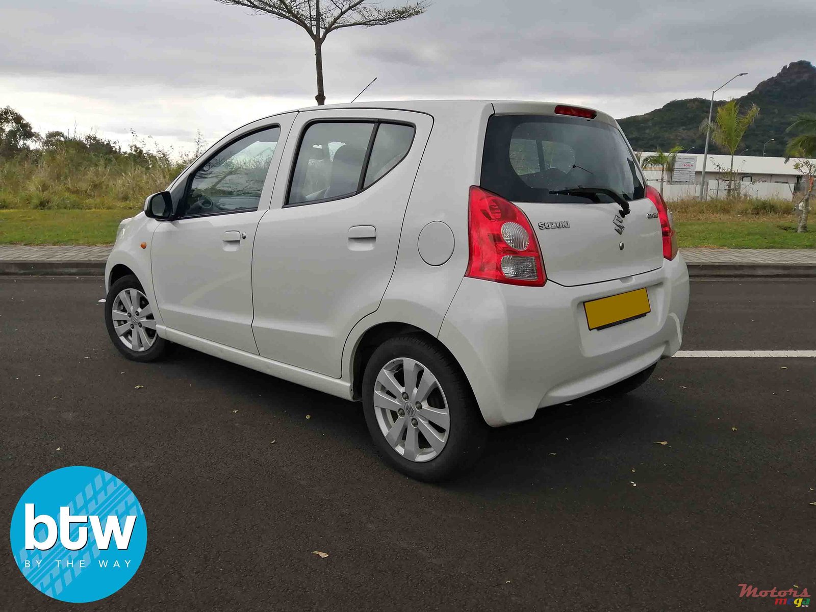 2013' Suzuki Celerio photo #2