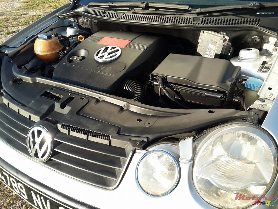 2004' Volkswagen Polo 9n photo #3