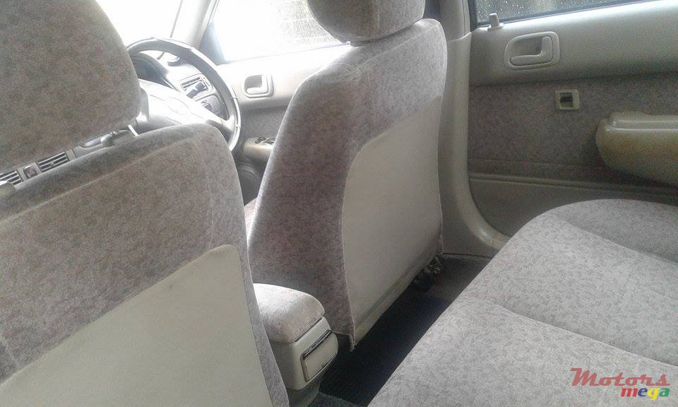 1998' Toyota photo #2