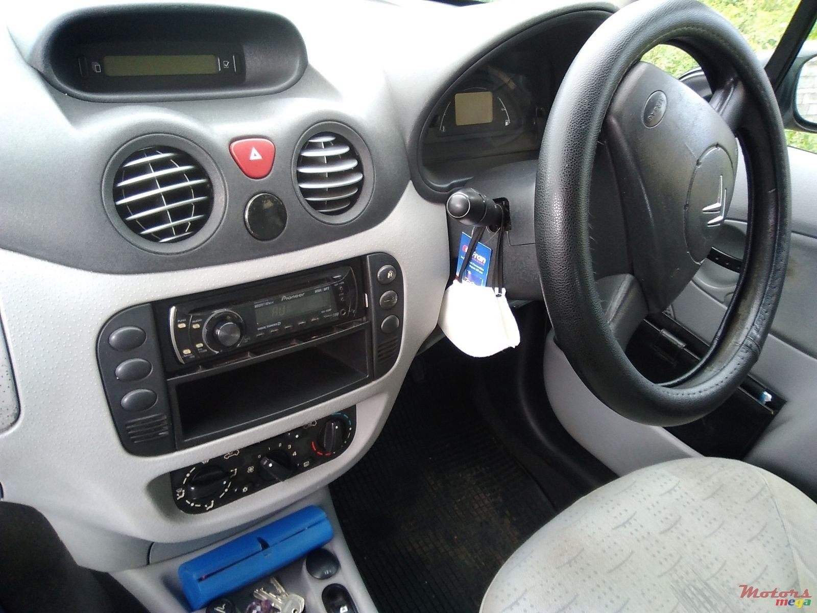 2002' Citroen C3 photo #5