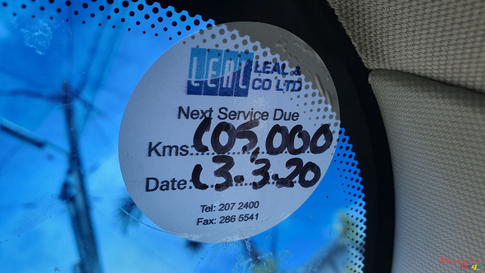 2011' Renault Fluence photo #5