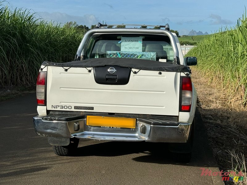 2014' Nissan NP300 Pickup photo #4