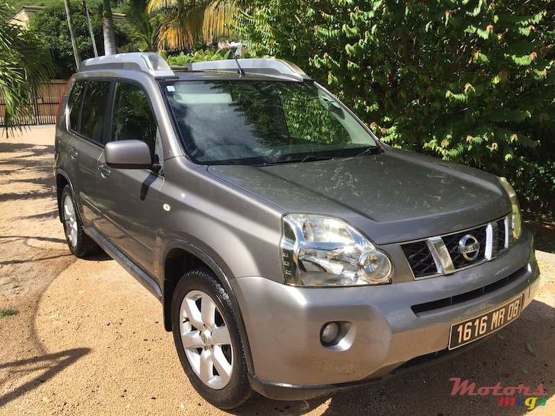 2008' Nissan X-Trail photo #1