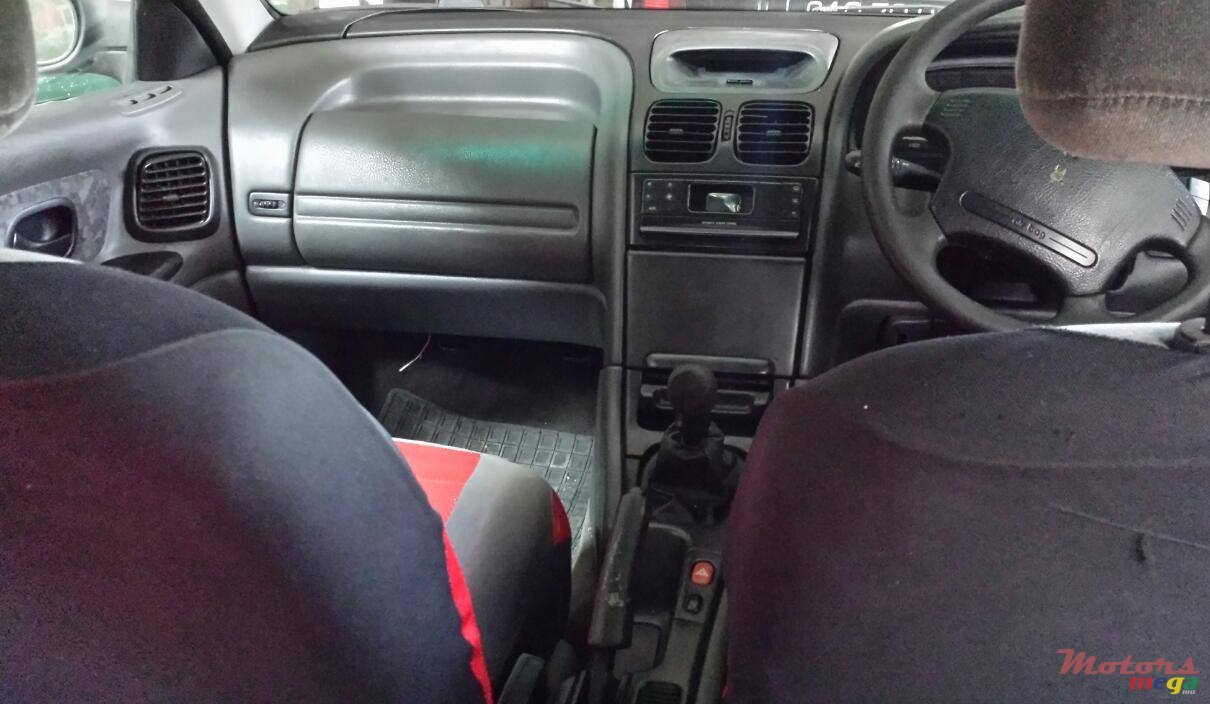 1996' Renault Laguna photo #4