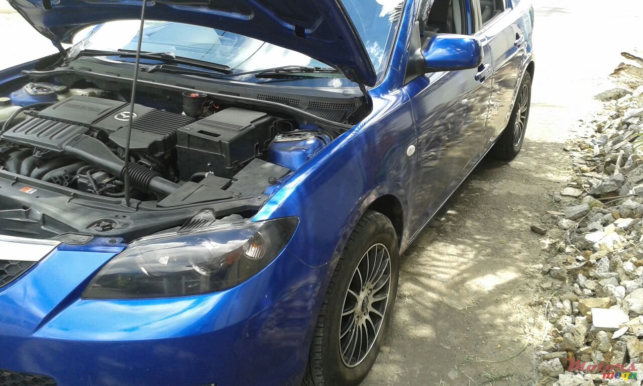 2007' Mazda Axela photo #4