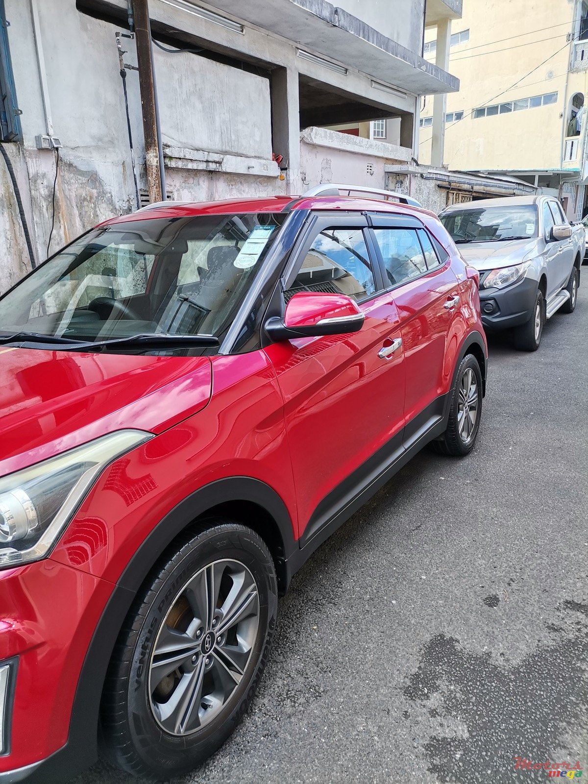 2016' Hyundai i25 Fitted with Gas photo #5