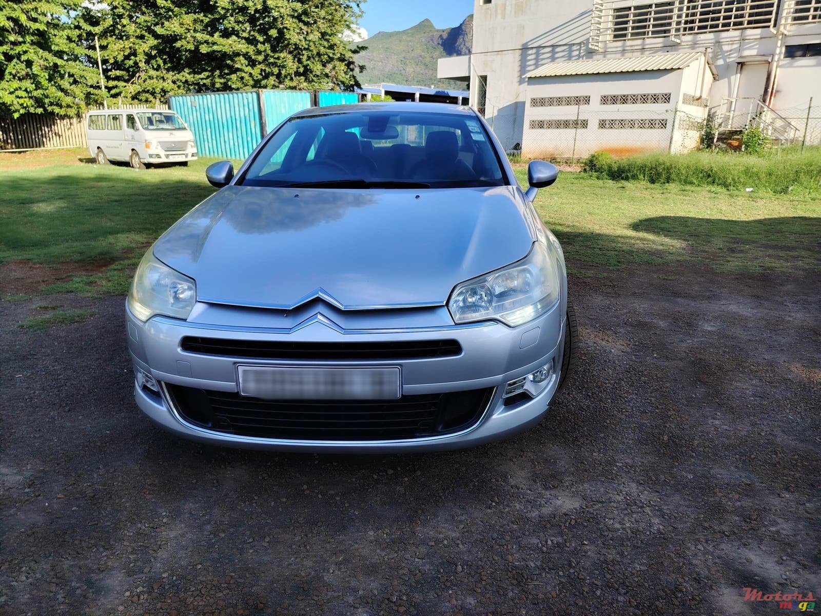 2010' Citroen C5 photo #1