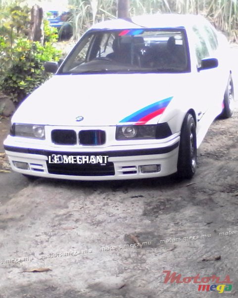 1994' BMW 145000 photo #3