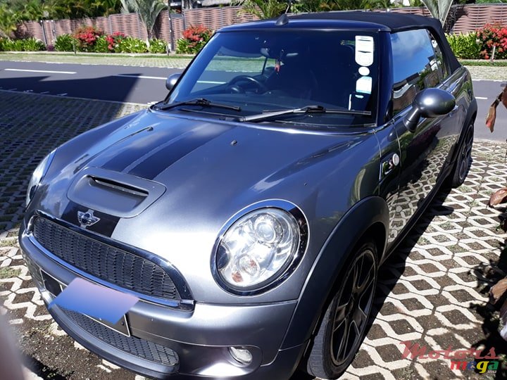 2009' MINI Cooper S covertible photo #6