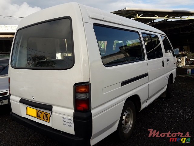 2006' Mitsubishi L300 photo #5